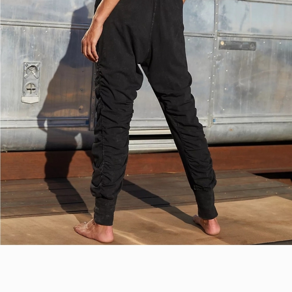 NWOT Free People Hot Shirred Pants - Picture 5 of 6